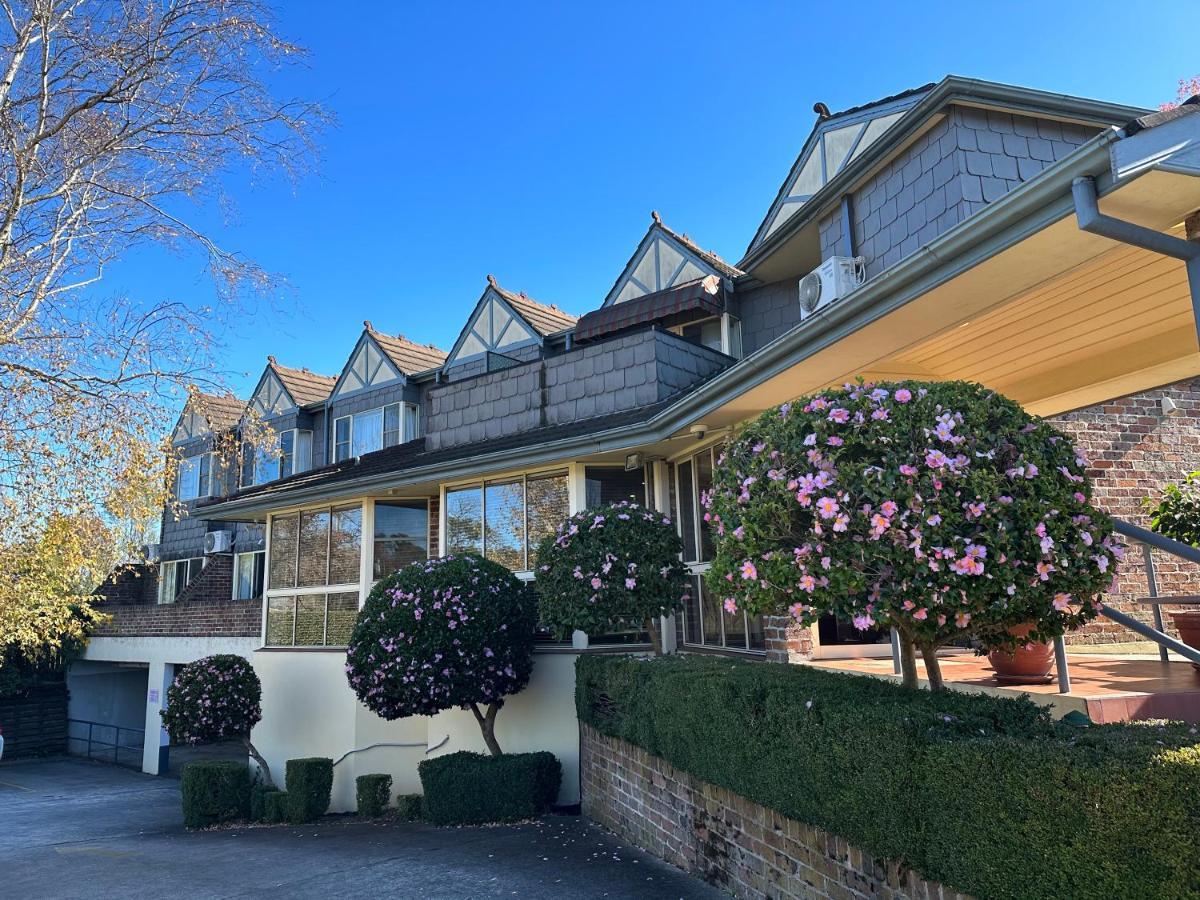 Grand Country Lodge Motel Mittagong Eksteriør billede